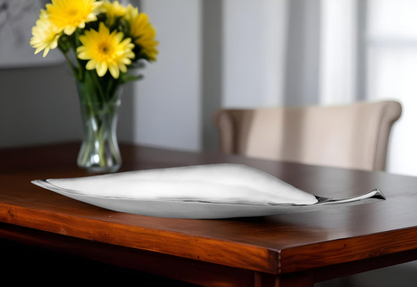 Homeroots 36" Silver Aluminum Leaf Shaped Centerpiece Bowl   354895