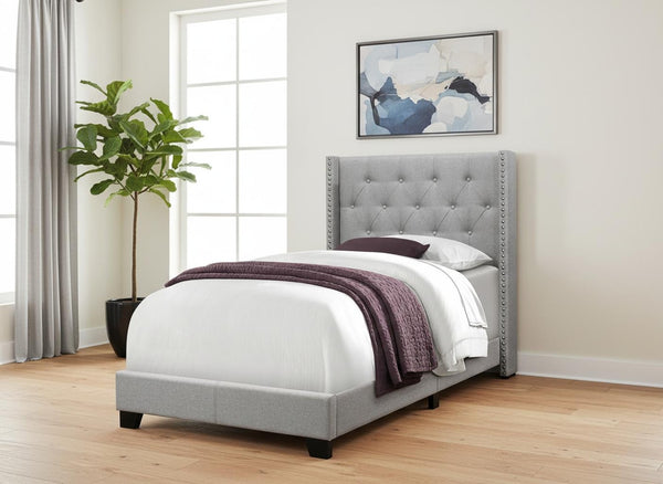 HomeRoots Gray Twin Tufted Upholstered Bed Frame – Solid Wood Construction with Nailhead Trim for Elegance 355768