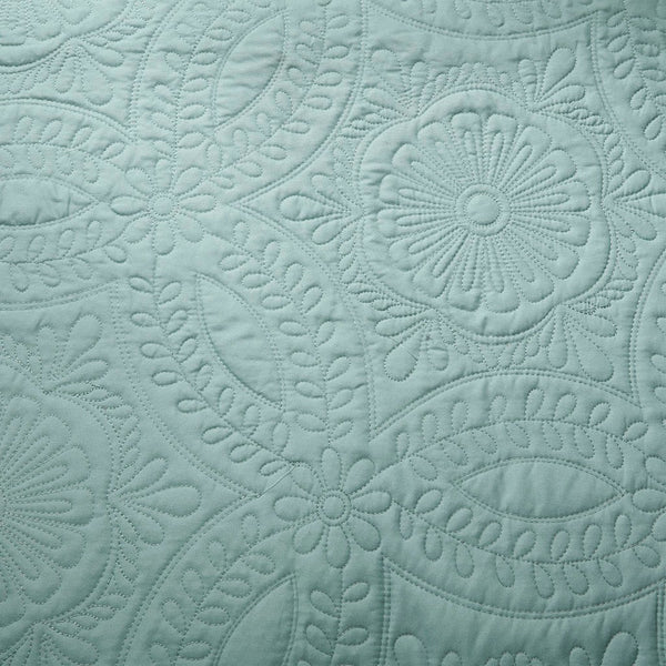 English Elm 6 Peyton Reversible Daybed Set Blue Medallion Quilted Twin Cover 6-Piece Shams Pillow Skirt B035129054