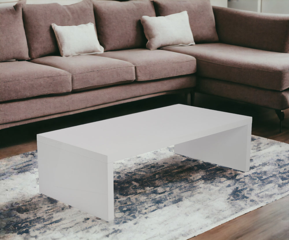 Homeroots 47" White Wood Coffee Table   357508