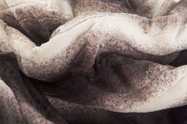 Homeroots 50" X 60" Brown And White Modern Contemporary Heated  Throw Blankets  Acrylic 357551