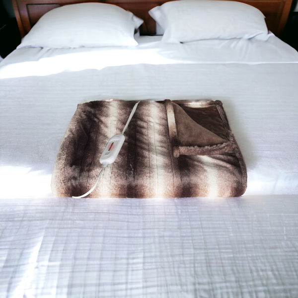 Homeroots 50" X 60" Brown And White Modern Contemporary Heated  Throw Blankets  Acrylic 357551