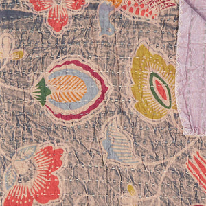 Homeroots 50" Elegant Gray And Pink Kantha Floral Throw Blanket With Exquisite Embroidery For Cozy Spaces Cotton ,50"X70" Cotton 357574