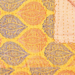 Homeroots 50" Stylish Floral Kantha Throw Blanket - Cozy Embroidered Design For Home Decor & Comfort Cotton ,50"X70" Cotton 357578