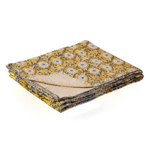 Homeroots 50" Cozy Green And Pink Kantha Paisley Throw Blanket With Beautiful Embroidery For Stylish Decor Cotton ,50"X70" Cotton 357581