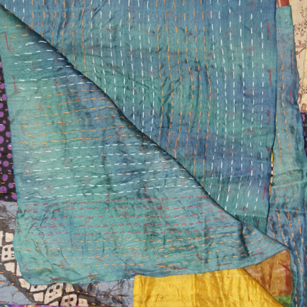 Homeroots 50" X 70" Green And White Quilted Cotton Patchwork Throw Blanket With Embroidery  Cotton 358046