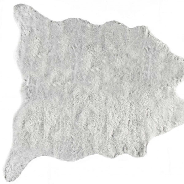 HomeRoots 4' X 5' Gray Faux Fur Area Rug - Plush, Washable Design for Cozy Homes & Modern Décor Styles 358153