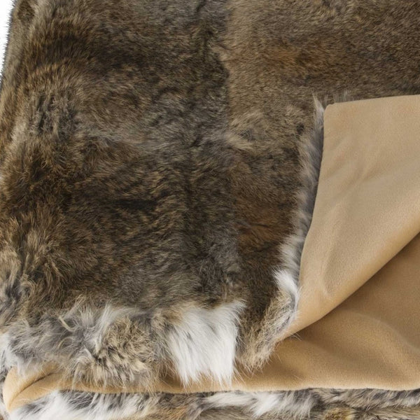 Homeroots 2" X 50" X 60" 100 Natural Rabbit Fur Hazelnut Throw Blanket  Rabbit Fur 358169