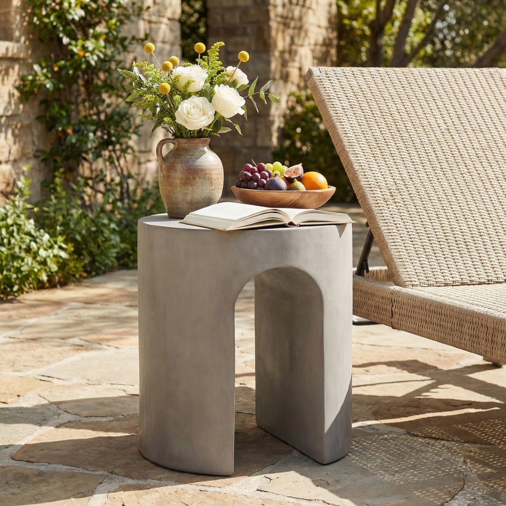 English Elm Outdoor Mgo Concrete Round Side Table with U-shape Base for Patio Lounge Seating N773P369074E
