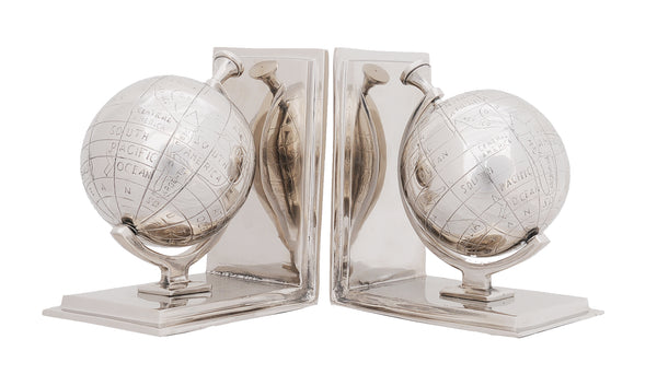 Homeroots 4.5" X 6.75" X 7.75" Alum Globe Bookend Set Of Two  Buffed Aluminum 364199