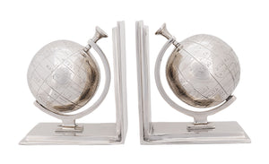 Homeroots 4.5" X 6.75" X 7.75" Alum Globe Bookend Set Of Two  Buffed Aluminum 364199