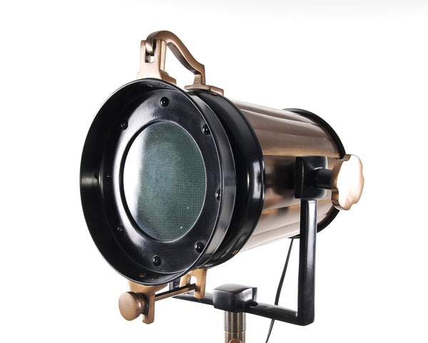 Homeroots 28" X 28" X 65.5" Alum Steel Spot Light Wood Stand Textured Glass  Metal 364210