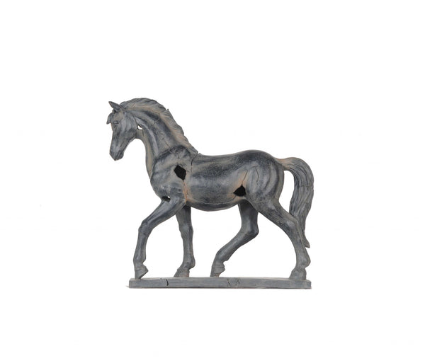 Homeroots Handmade Rustic Horse Statue  Resin 364251