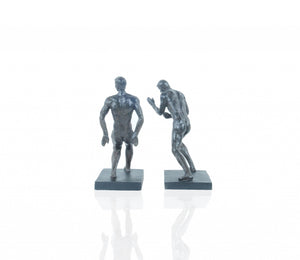 Homeroots 4.5" X 6" X 10.5" Gymnastic Man Bookend Set Of 2  Resin 364255