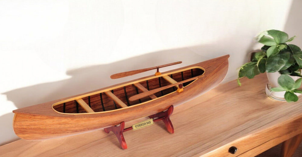 Homeroots 6" Wood Brown Solid Wood Hand Painted Model Boat Tabletop Sculpture  Solid Wood 364263