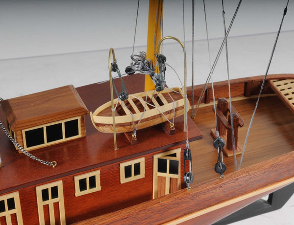 Homeroots 6" X 26" X 23" Seguin  Solid Wood 364266