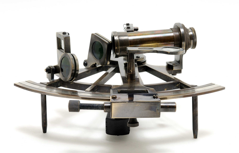 Homeroots 8.5" X 8" X 4.5" Nautical Sextant In Wood Box  Large  Metal 364312