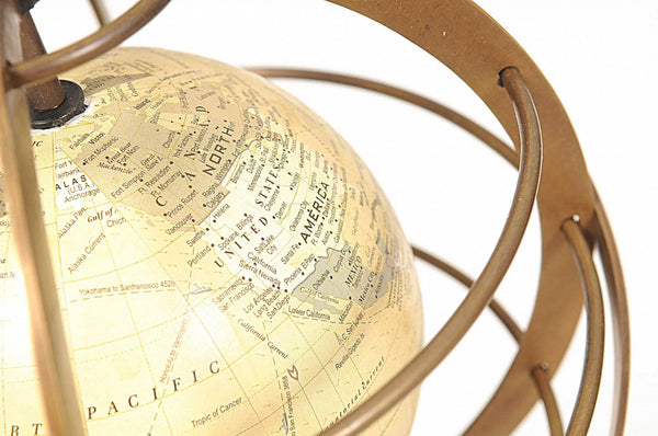 Homeroots 8" X 7.5" X 16.5" Globe In Brass Rings  Metal 364327