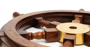 Homeroots 2" Wood Brown Metal Hand Painted Figurine Tabletop Sculpture  Metal 364329