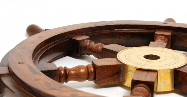 Homeroots 2" Wood Brown Metal Hand Painted Figurine Tabletop Sculpture  Metal 364329