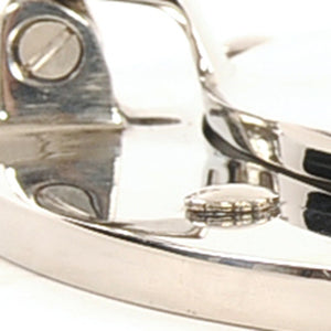 Homeroots 12" Silver Round Brass Framed Accent Mirror   364348