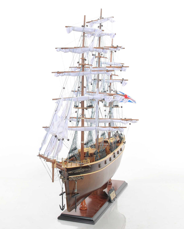 Homeroots 12" X 34" X 27.5" Cutty Sark  Solid Wood 364382