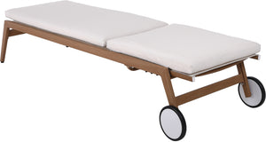 Maui Cream Water Resistant Fabric Outdoor Patio Lounger 364Cream Meridian Furniture