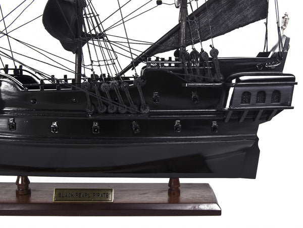 Homeroots 6.5" X 20" X 19"Black Pearl Pirate Ship  Solid Wood 366191