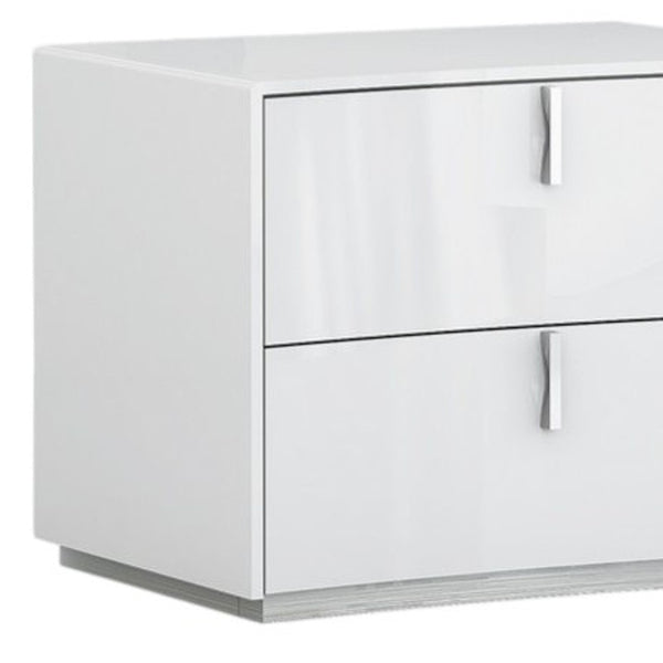 Homeroots 18" White Two Drawers Manufactured Wood Nightstand   366257