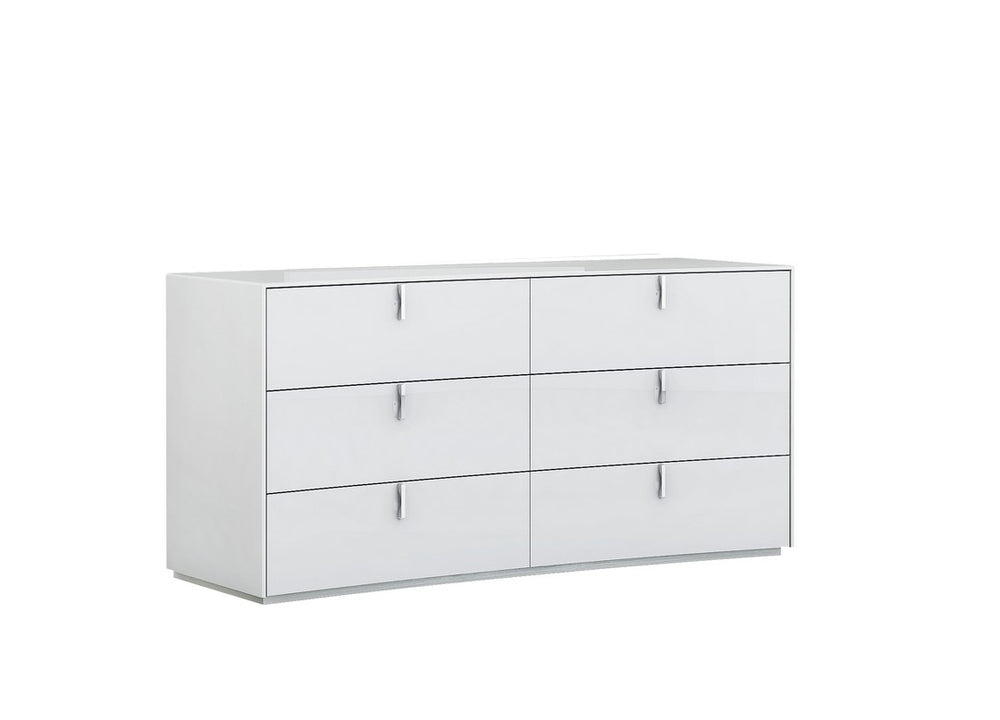 Homeroots 62" X 19" X 30" White  Dresser  Solid And Manufactured Wood 366258