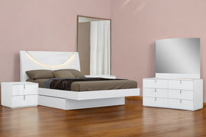 HomeRoots Four-Piece White Bedroom Set - Modern Solid Wood Bed, Nightstand, Dresser & Mirror for Storage 366261