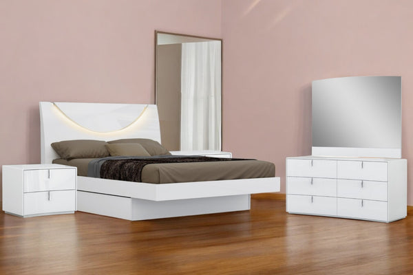 HomeRoots Four-Piece White Bedroom Set - Modern Solid Wood Bed, Nightstand, Dresser & Mirror for Storage 366261