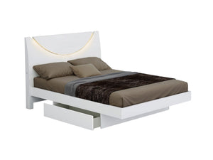 HomeRoots Four-Piece White Bedroom Set - Modern Solid Wood Bed, Nightstand, Dresser & Mirror for Storage 366261