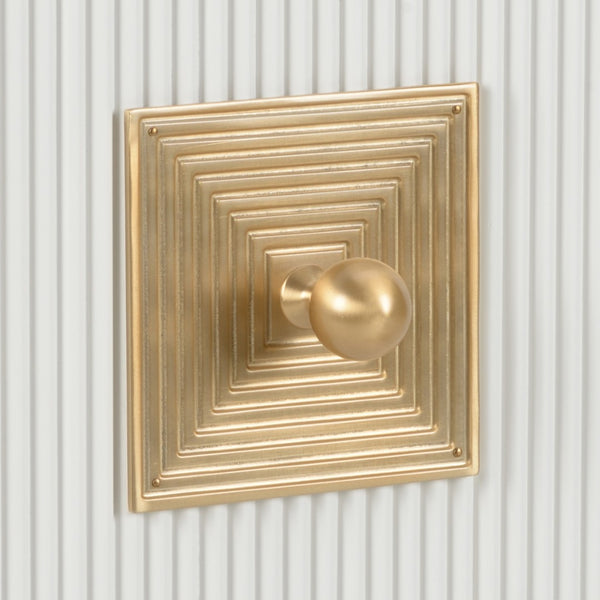 Chelsea House Burns Credenza White – 69" Reeded Wood Buffet With Aged Brass Pulls, Designer Elizabeth Wicker Storage 370044