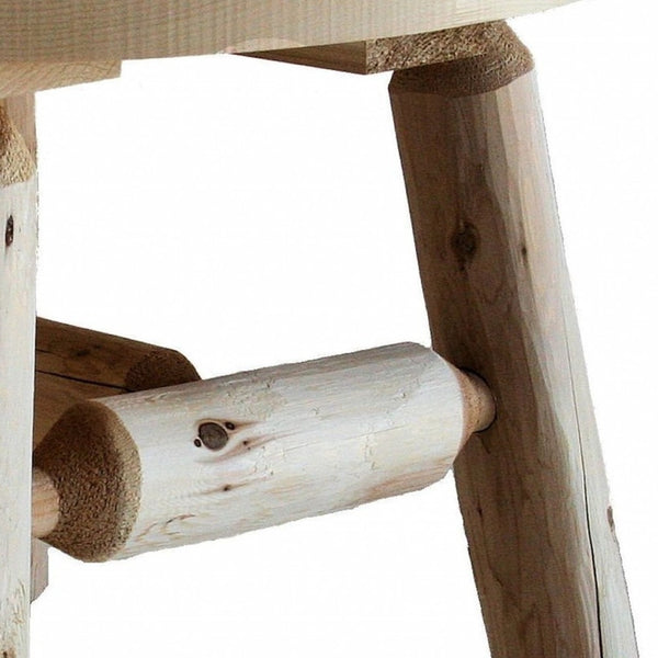 Homeroots 25" Natural Rounded Solid Wood Outdoor Coffee Table  Wood 370292