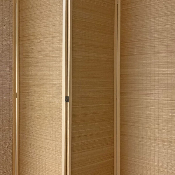 Homeroots 7" Light Bamboo 4 Panel Room Divider Screen  Wood 370411