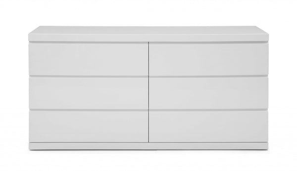 Homeroots 63 X 20 X 30 White Double Dresser  Solid Wood 370684