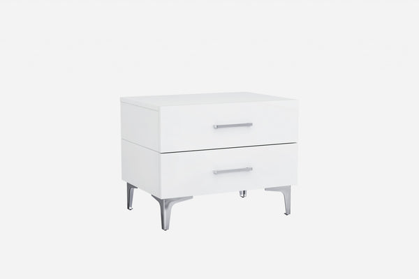 Homeroots 21" White Two Drawers Nightstand   370740