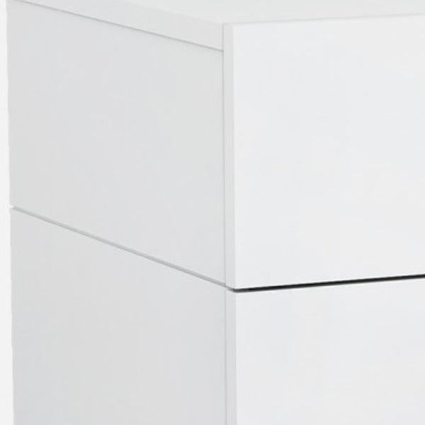 Homeroots 21" White Two Drawers Nightstand   370740