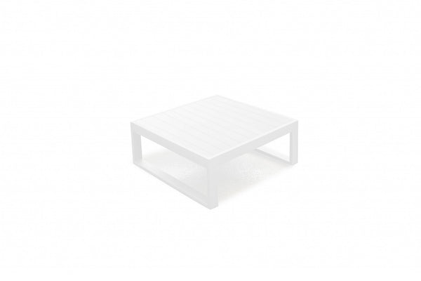 Homeroots 29.5 X 29.5 X 12 White Aluminum Coffee Table   372061