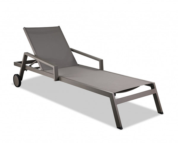 Homeroots Set Of 2 Taupe Modern Aluminum Chaise Lounges   372156