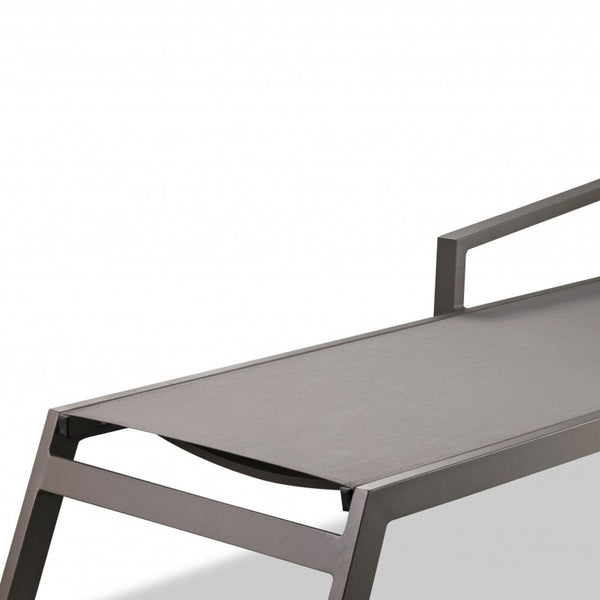 Homeroots Set Of 2 Taupe Modern Aluminum Chaise Lounges   372156