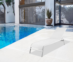 Homeroots Set Of Two 23" White And Chrome Indoor Outdoor Chaise Lounge  Metal 372158