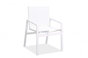Homeroots Set Of Two 22" White Metal Indoor Outdoor Dining Chair  Metal 372189
