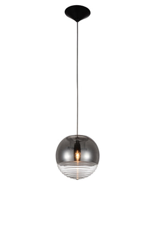 Homeroots 7 X 7 X 7 Clear Glass Pendant Lamp   372249