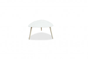 Homeroots 16" White Aluminum End Table   372273