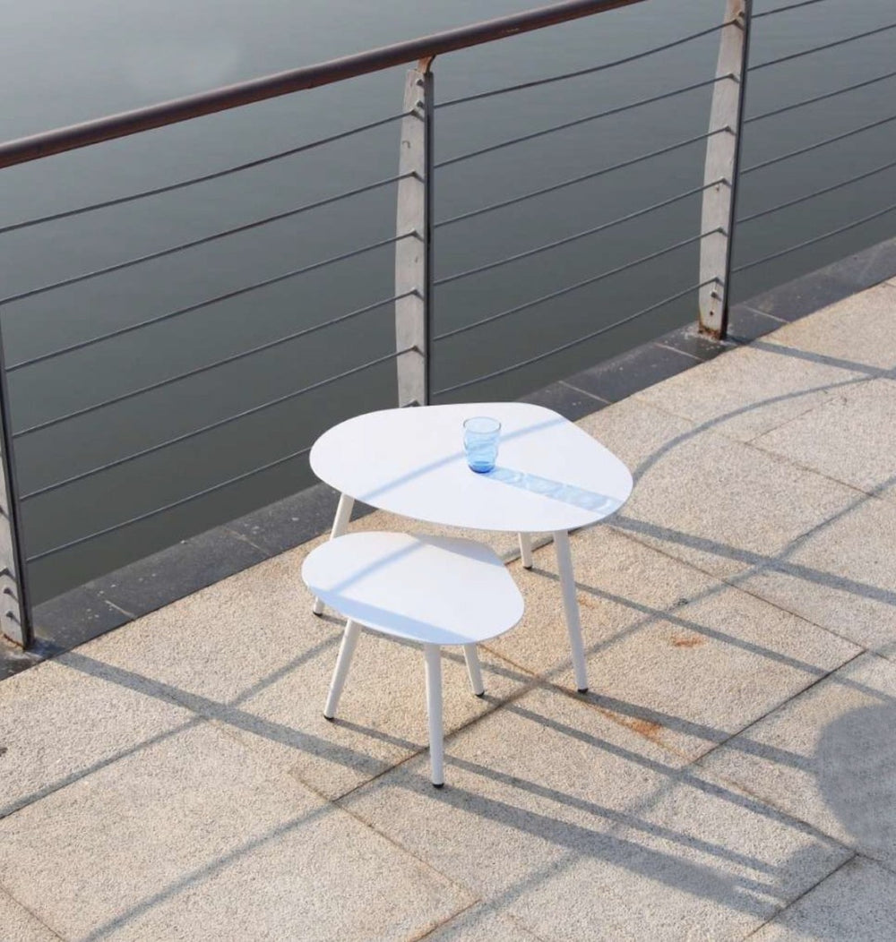 HomeRoots 16" Modern White Aluminum End Table – Versatile Minimalist Design for Indoor & Outdoor Use 372273