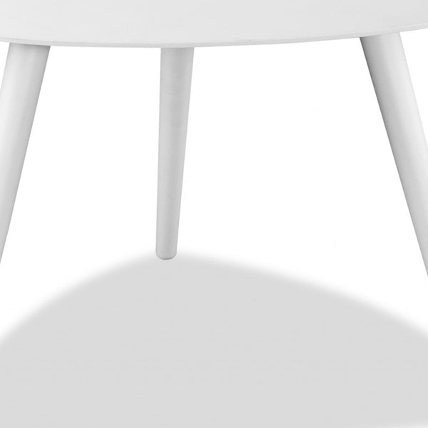 Homeroots 16" White Aluminum End Table   372273