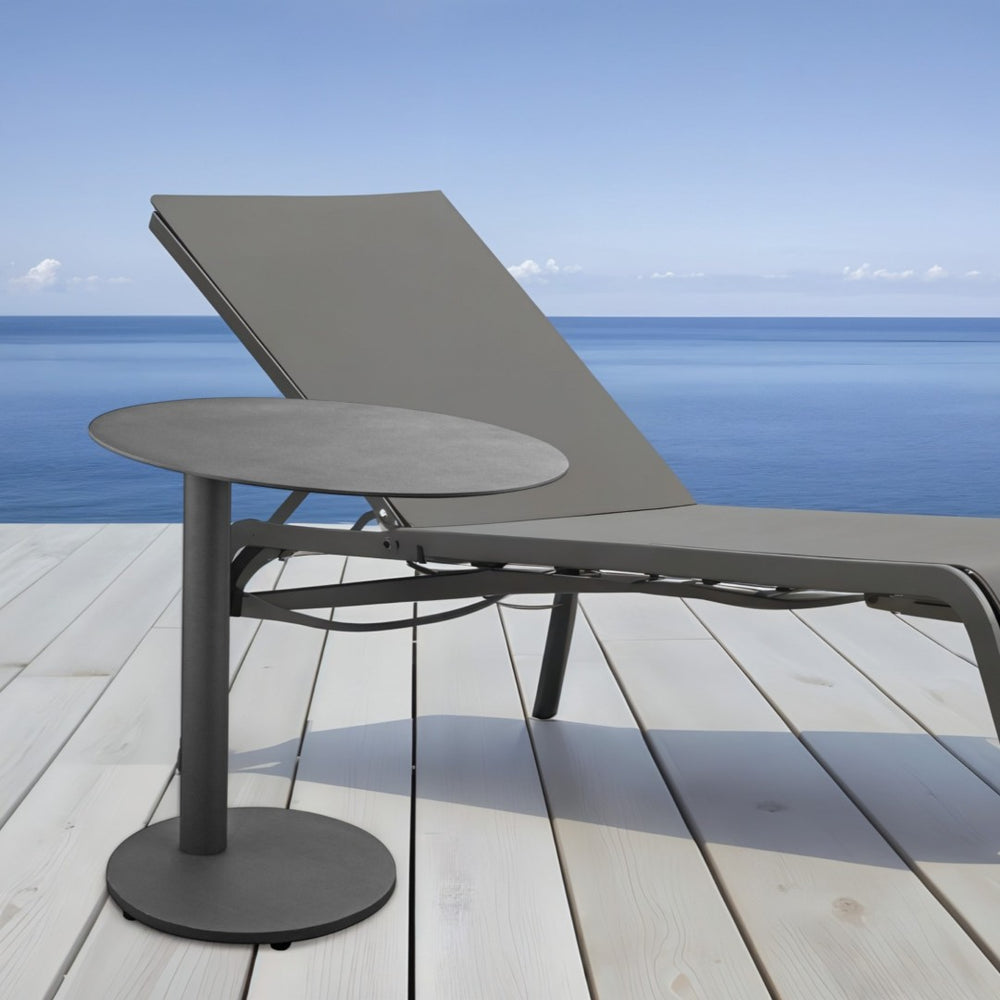 HomeRoots 20" Gray Oval Aluminum Outdoor Side Table - Stylish, Weather-Resistant Accent for Any Space! 372280