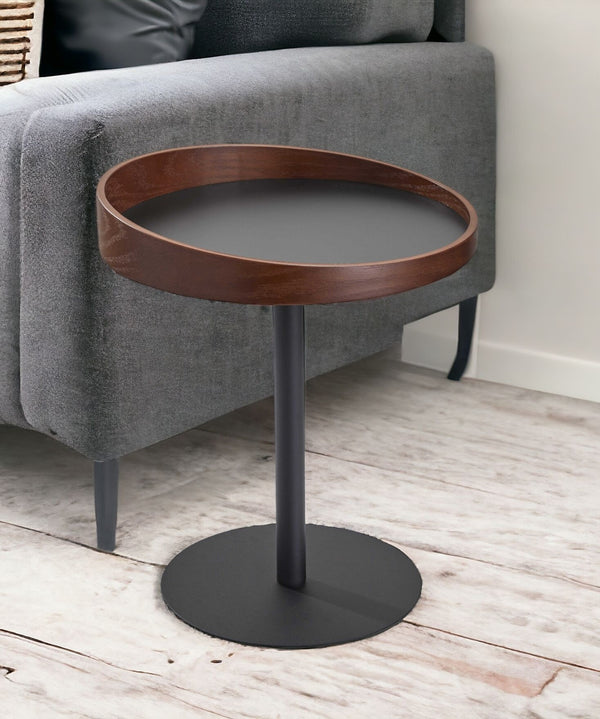 Homeroots 18" X 18" X 20-21.5" Black  End Table Black  372970